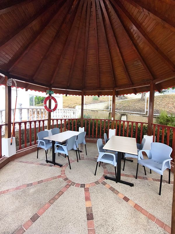 Kiosko para reuniones y celebraciones
